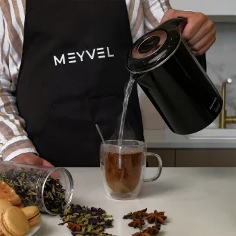 Чайник Meyvel MKE-01T Black 12