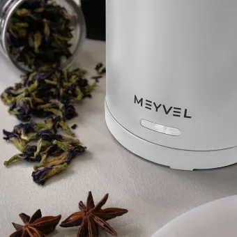 Чайник Meyvel MKE-03T White 9