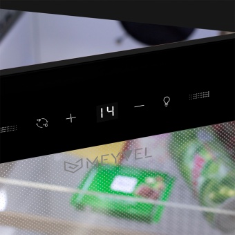 Холодильник для косметических средств и напитков Meyvel MD71 Black 8
