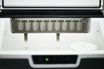 Льдогенератор пальчики Cooleq ZB-22C с измельчителем (2)