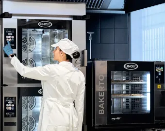 Пароконвектомат Unox XETC-18EU-YPLMN BAKERTOP RETAIL  электрический_2